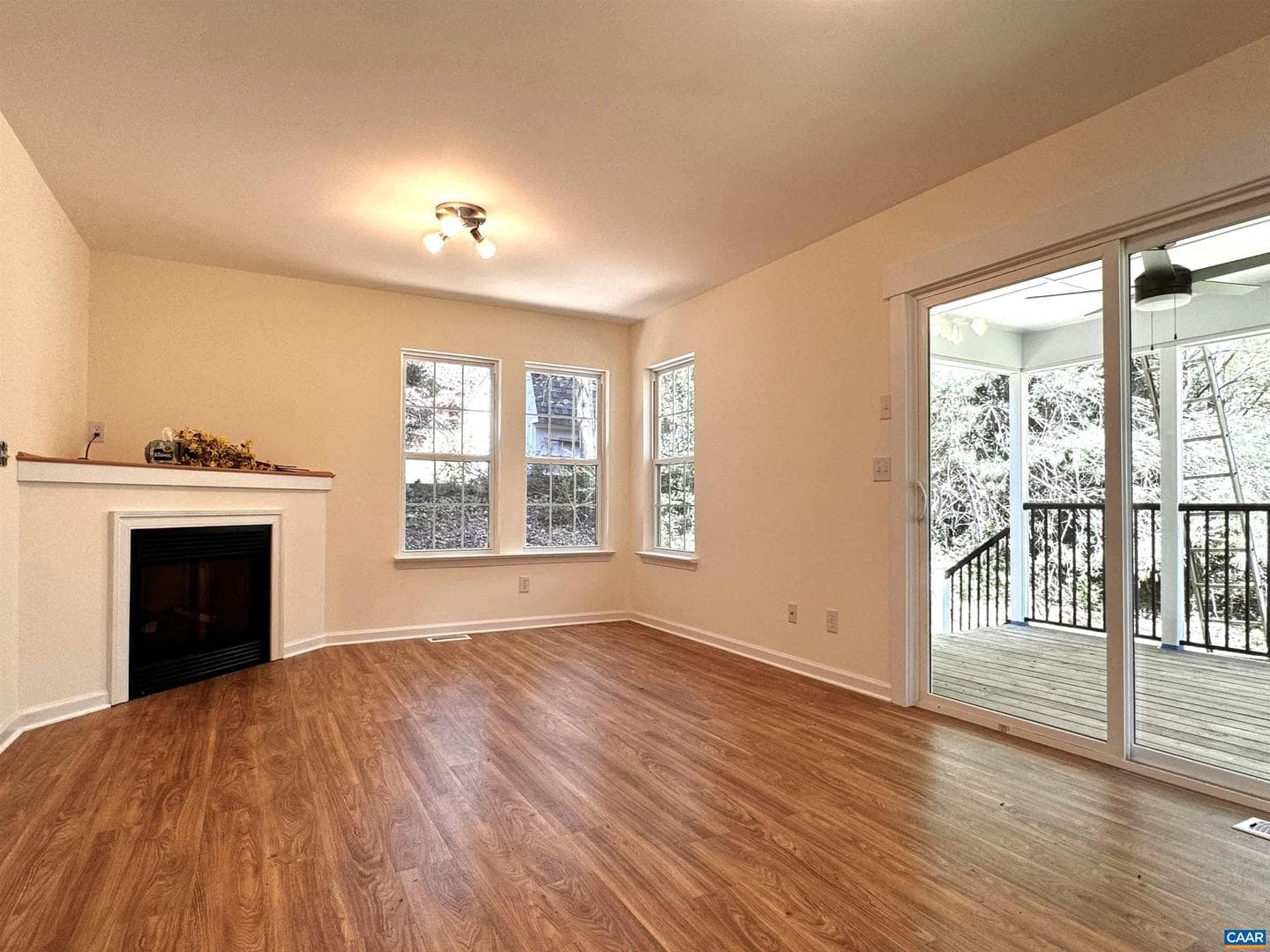 276 Rustling Oaks Way photo 8