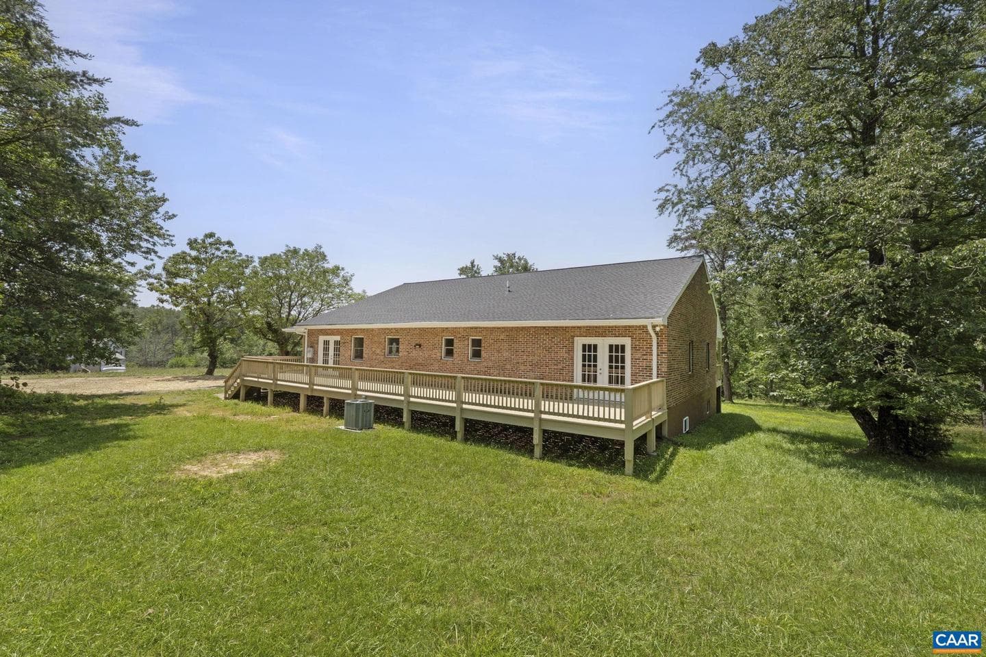 115 Montview Dr photo 8
