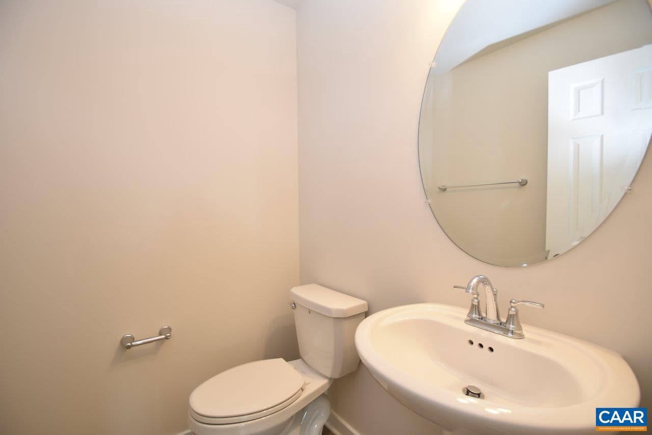 427 Amick Rd #aw3 photo 12