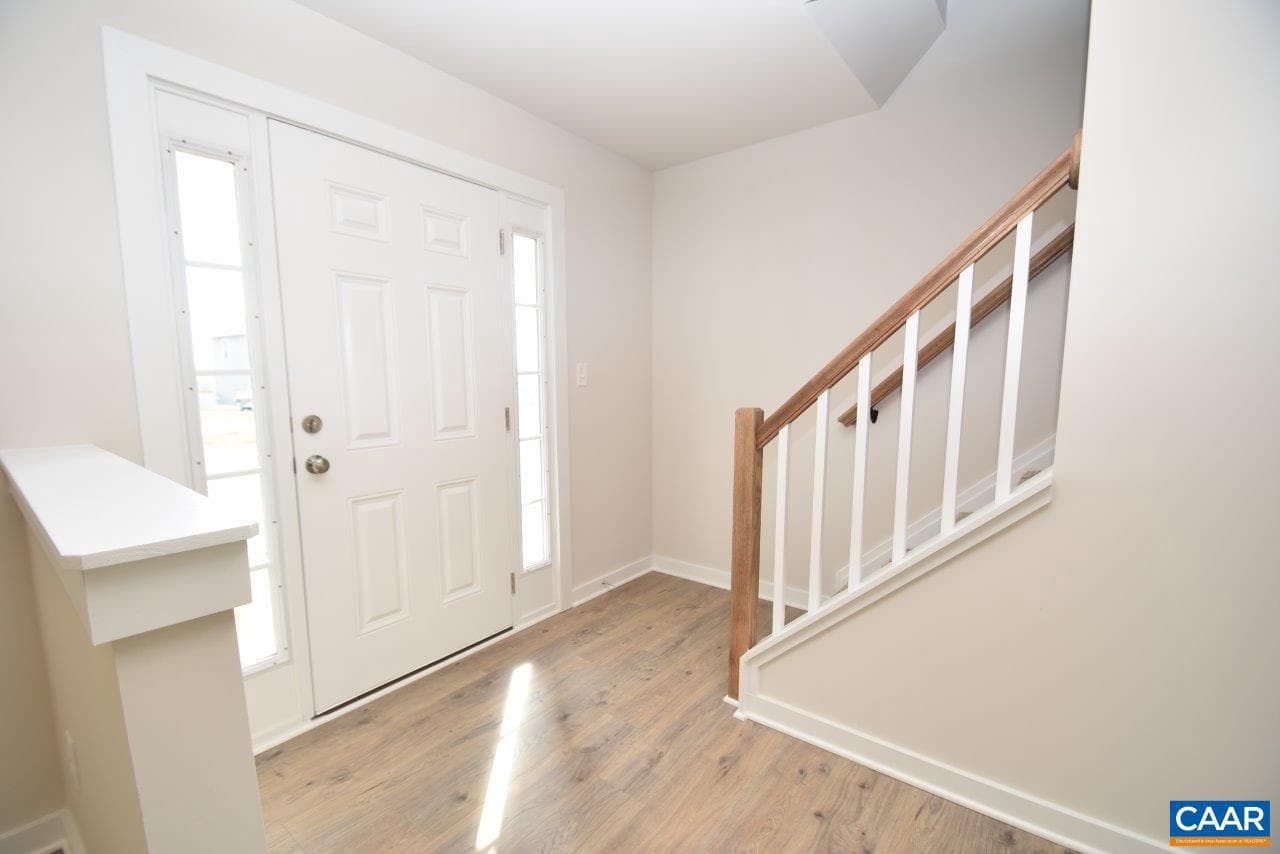 427 Amick Rd #aw3 photo 3