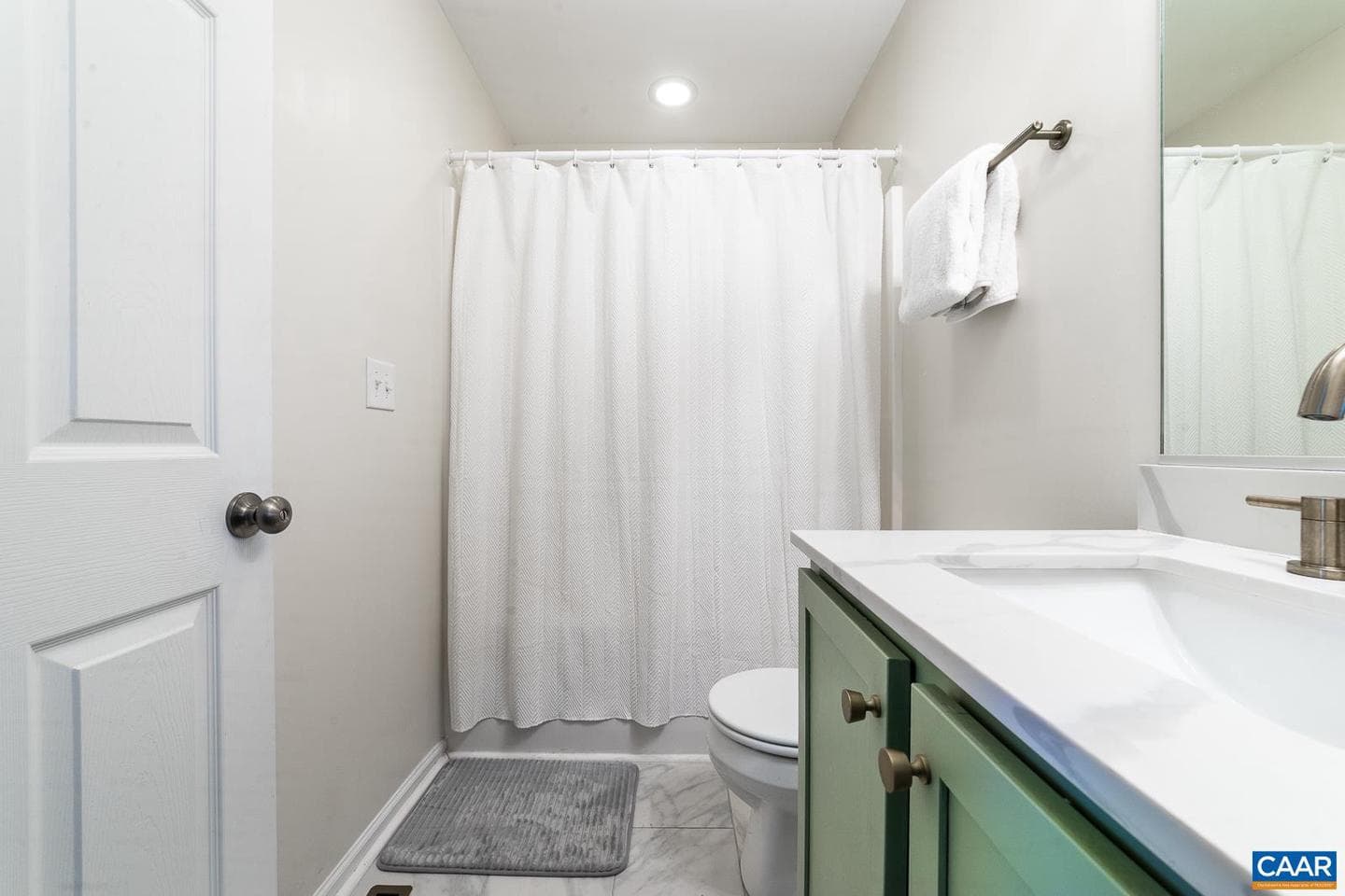 9 Bristol Ct photo 15