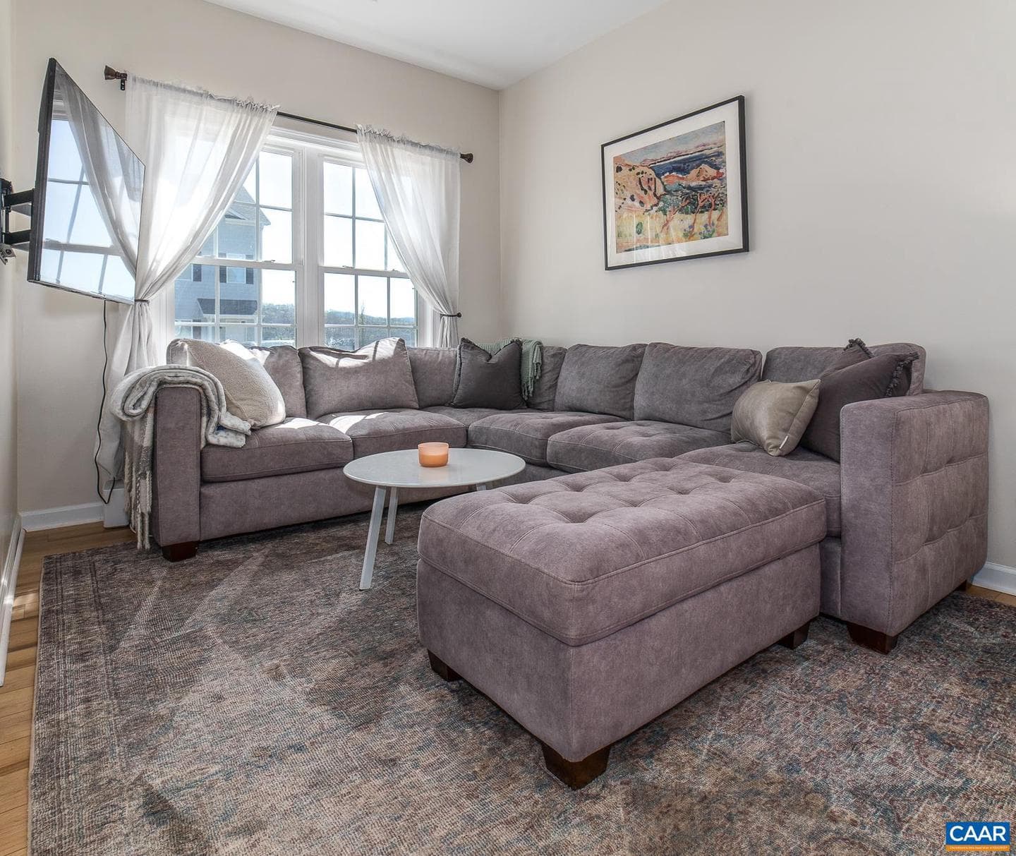 9 Bristol Ct photo 2