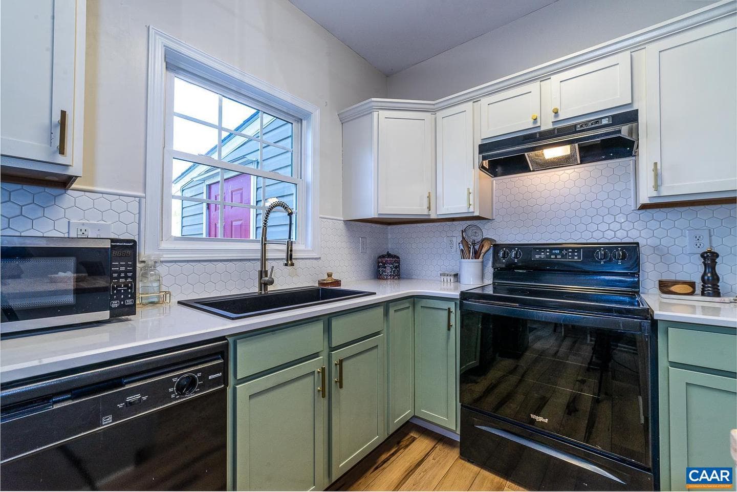 9 Bristol Ct photo 7