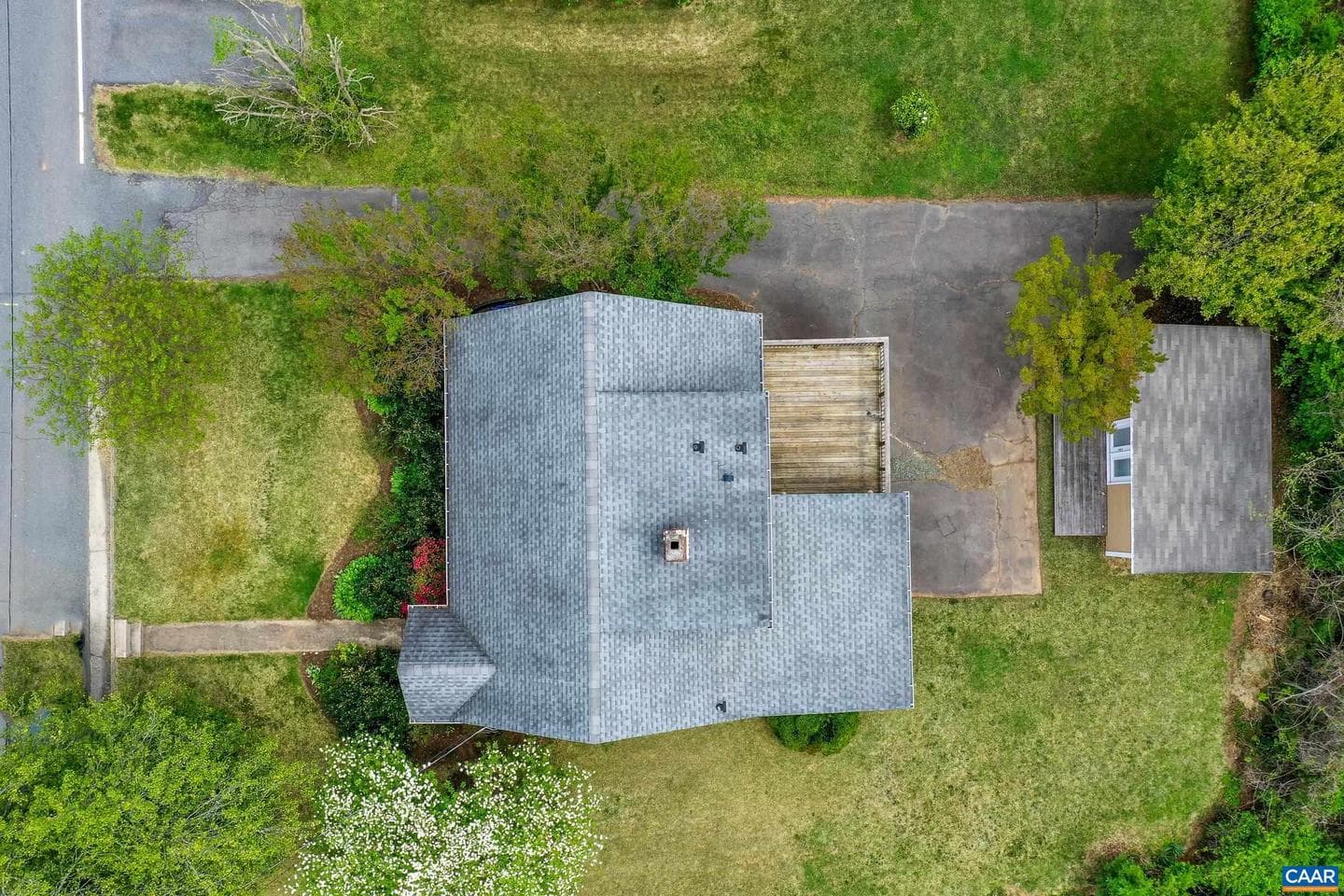 807 Hillcrest Rd photo 51