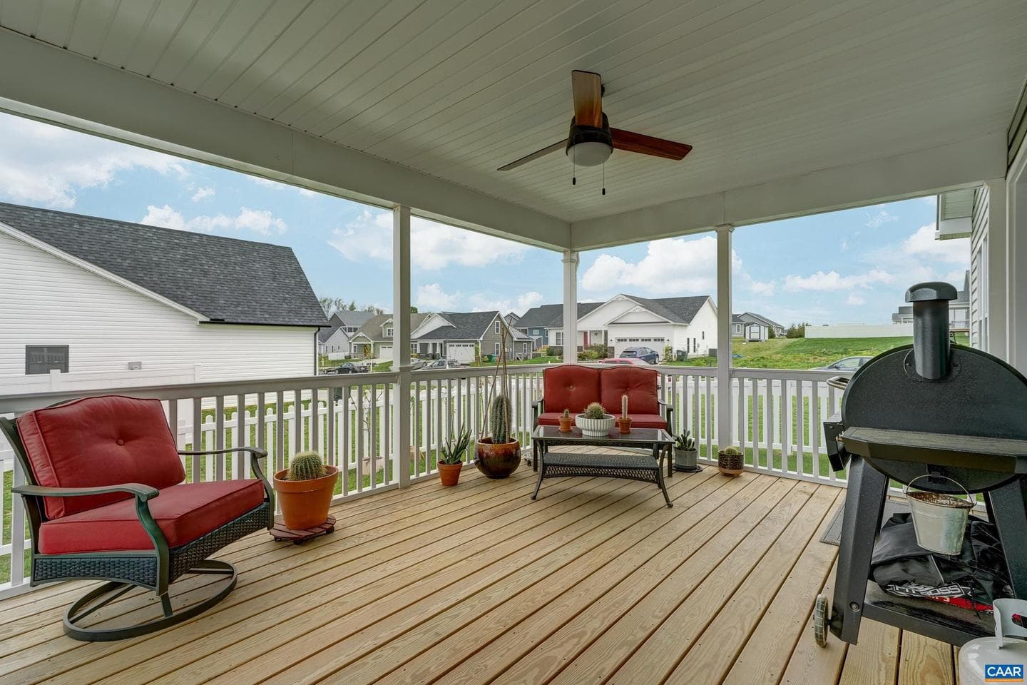 147 Langley Dr photo 21