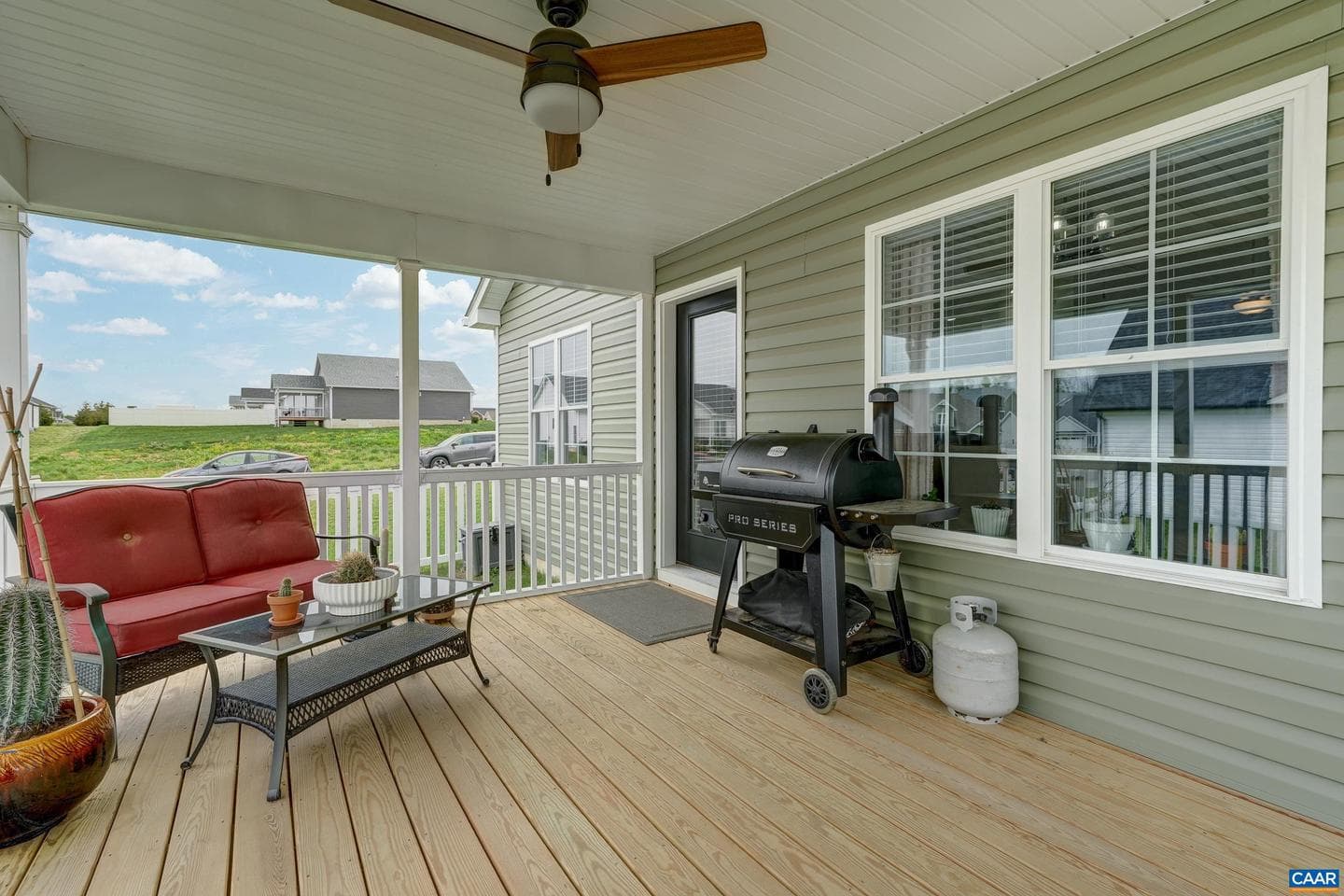 147 Langley Dr photo 22