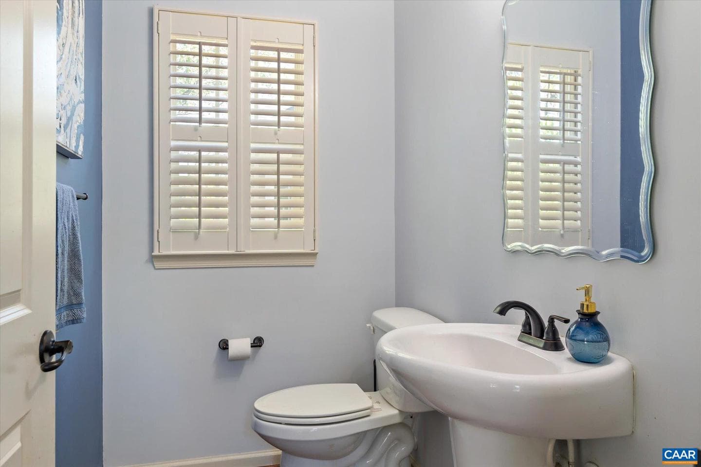 1664 Wickham Way photo 22