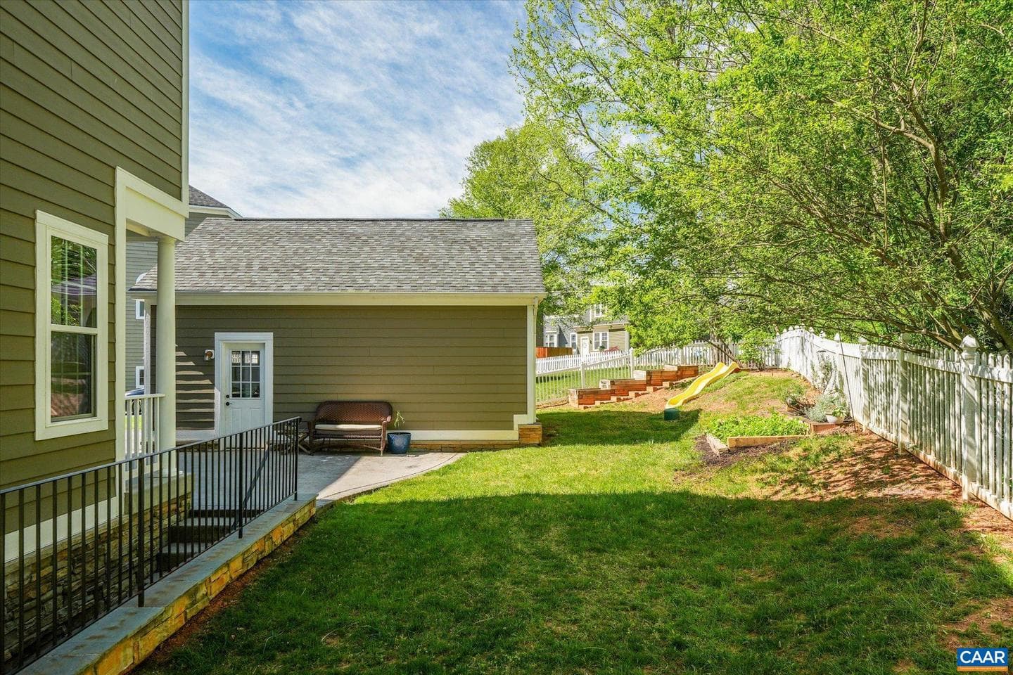 1664 Wickham Way photo 41
