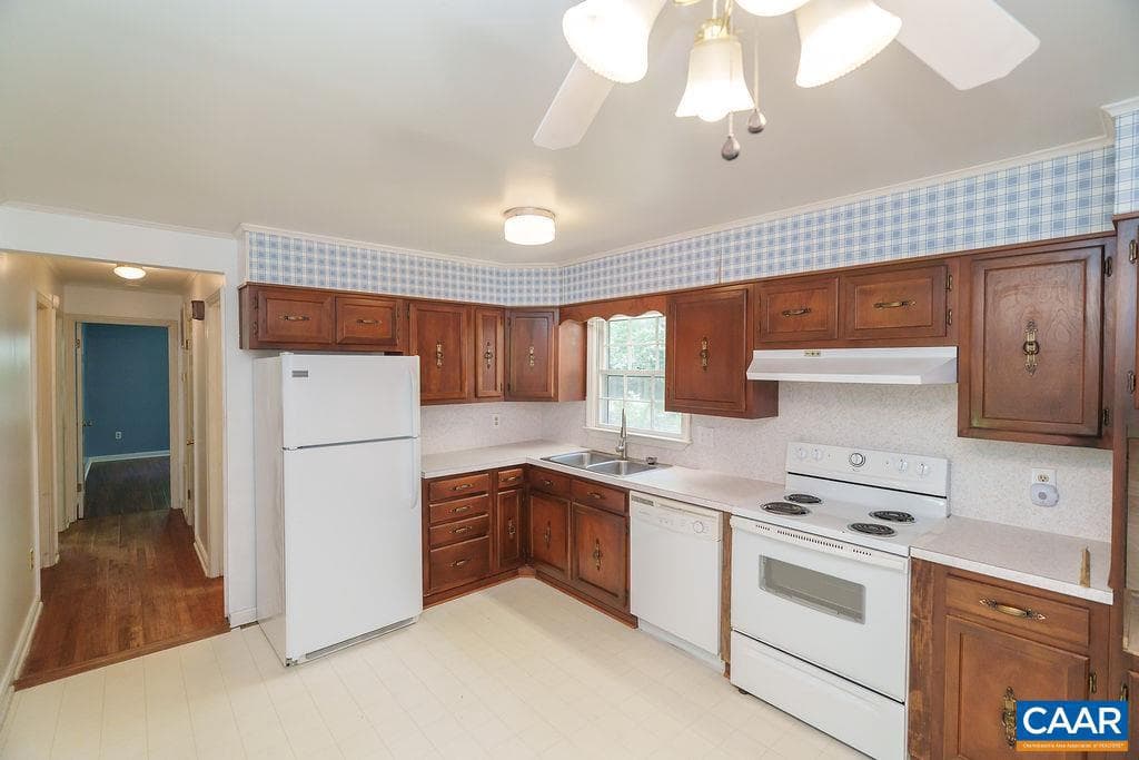 5741 Pine Ln photo 13