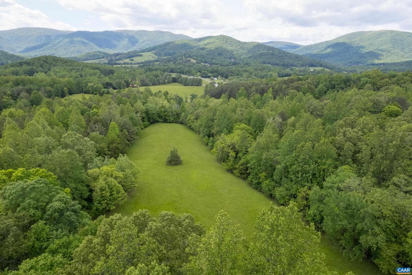 7122 Harris Mountain Ln photo 2