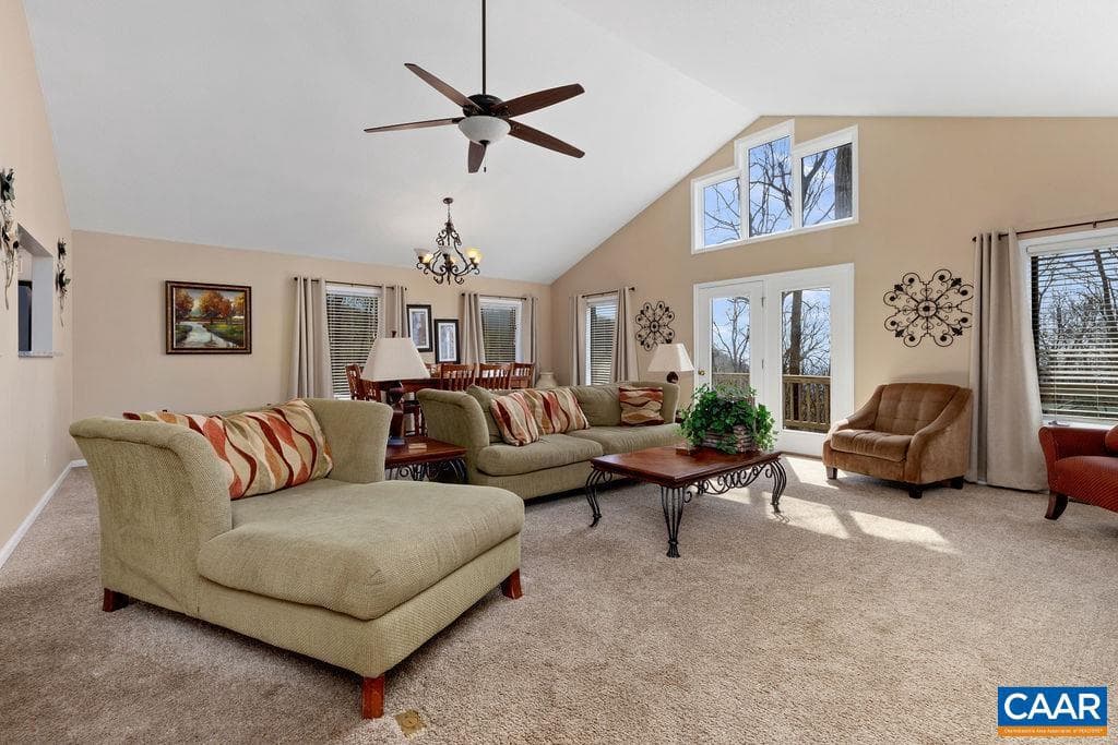 87 Firtree Dr photo 2