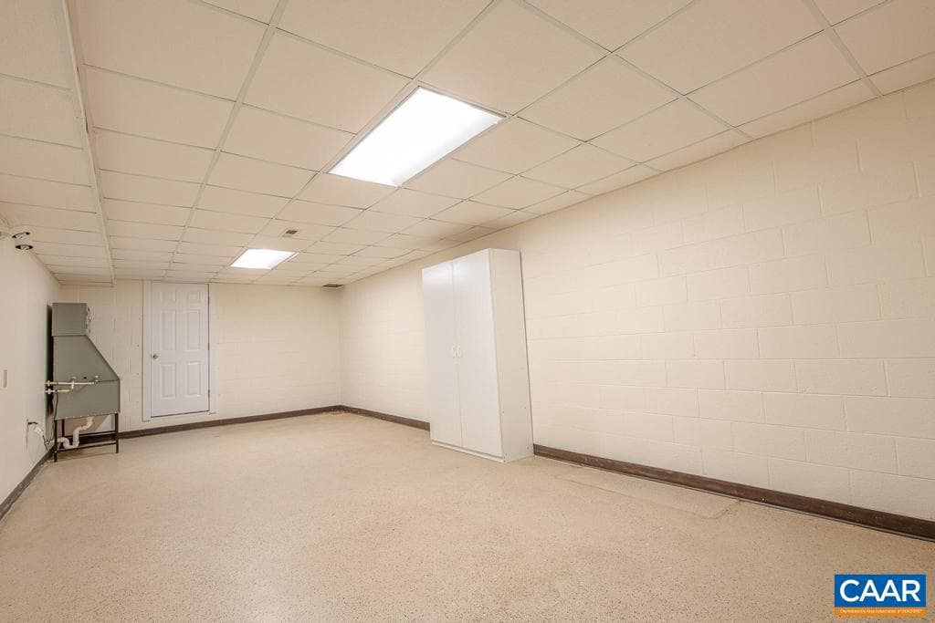 18220 Gregory Dr photo 32
