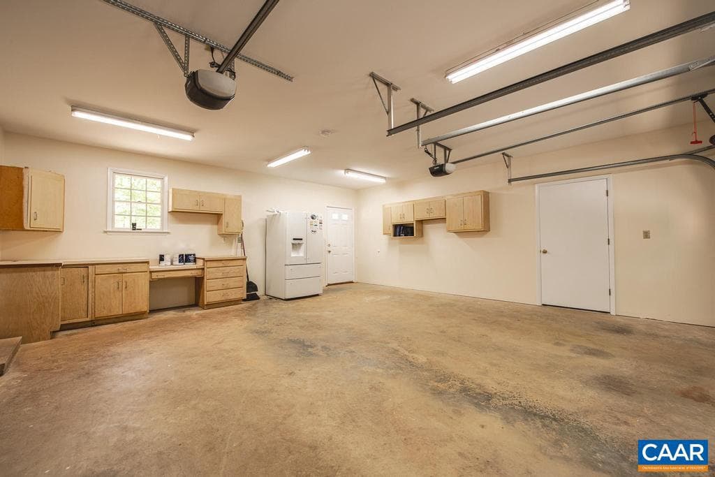 18220 Gregory Dr photo 35