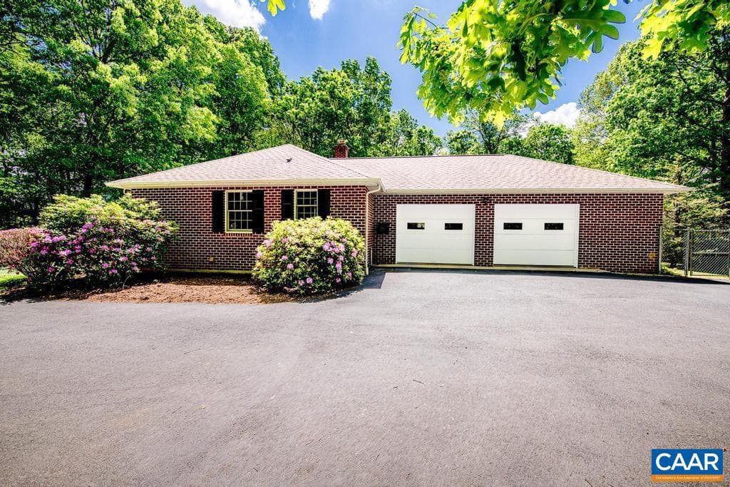 18220 Gregory Dr photo 36