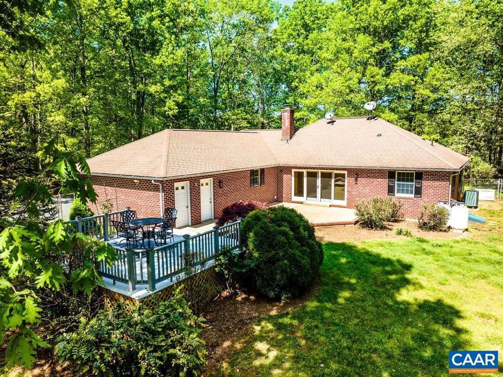 18220 Gregory Dr photo 41