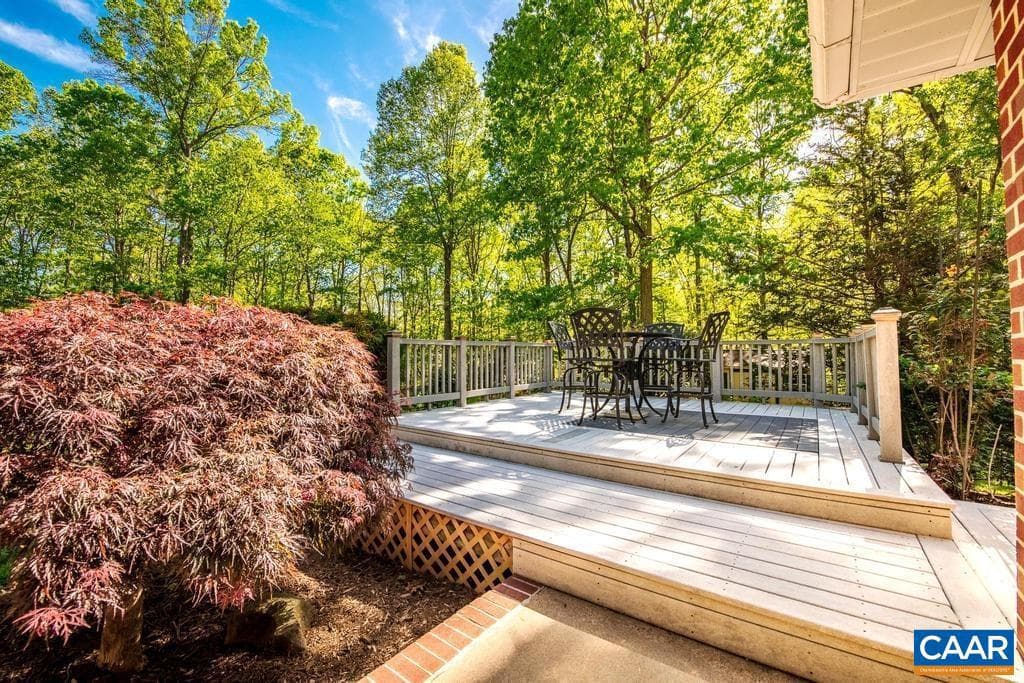 18220 Gregory Dr photo 5