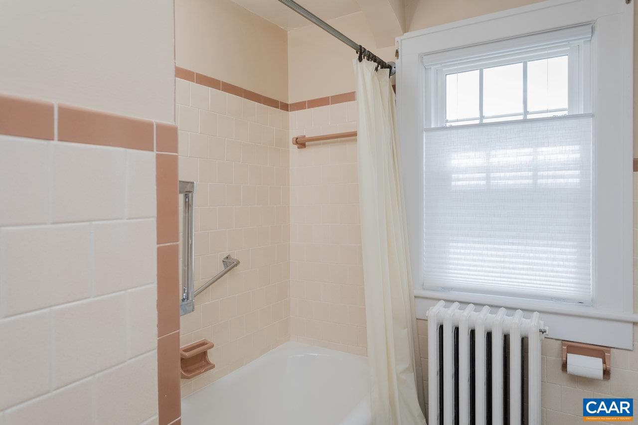 1104 N Coalter St photo 48