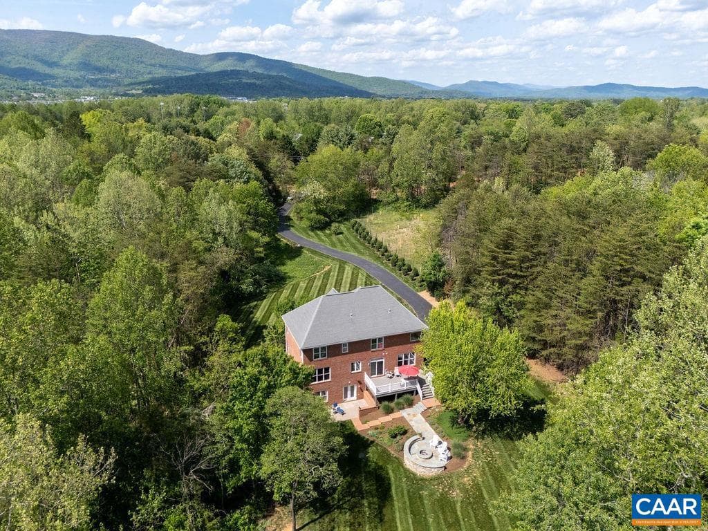 5861 Rockfish Gap Tpke photo 4