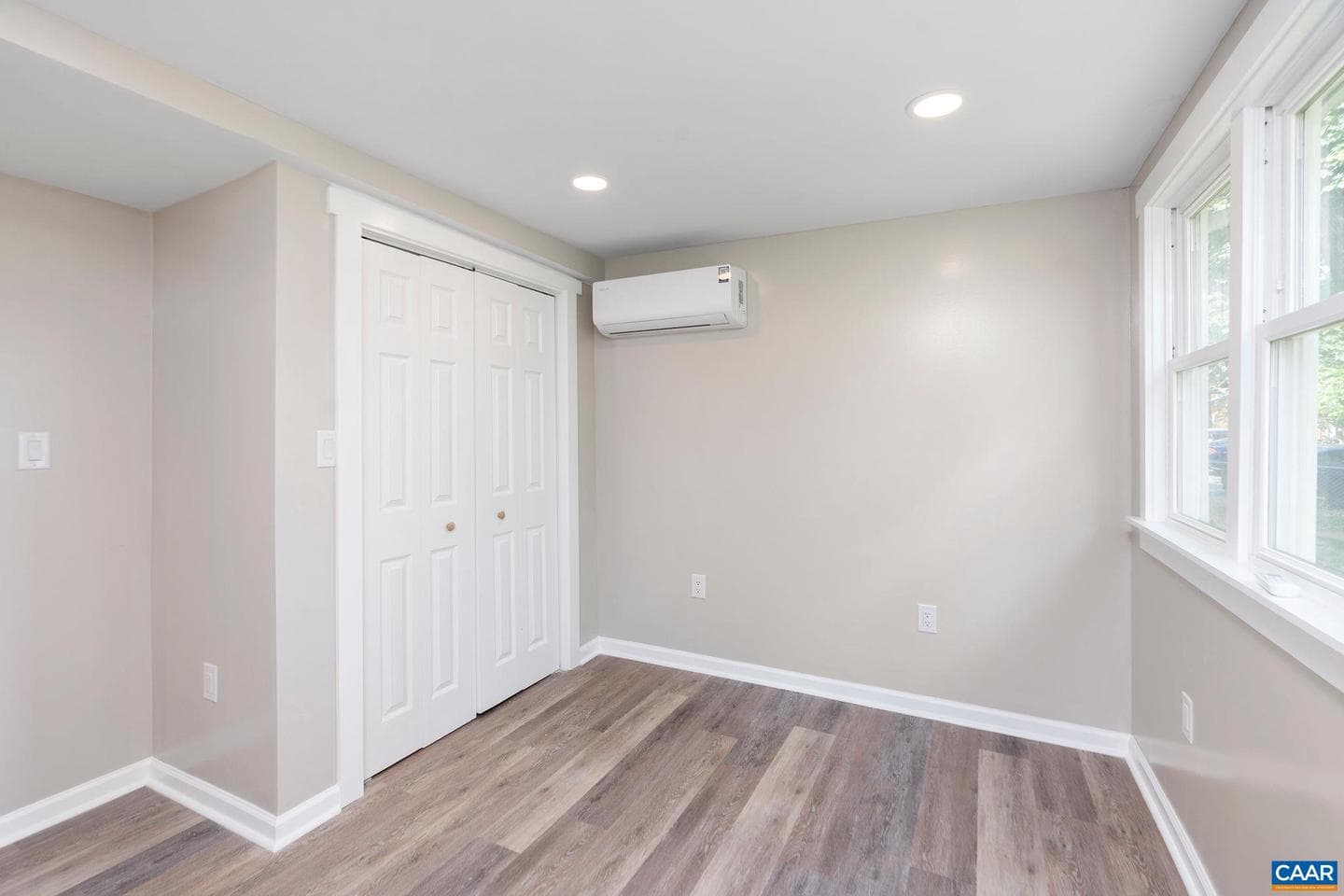 33 Bagby St photo 19
