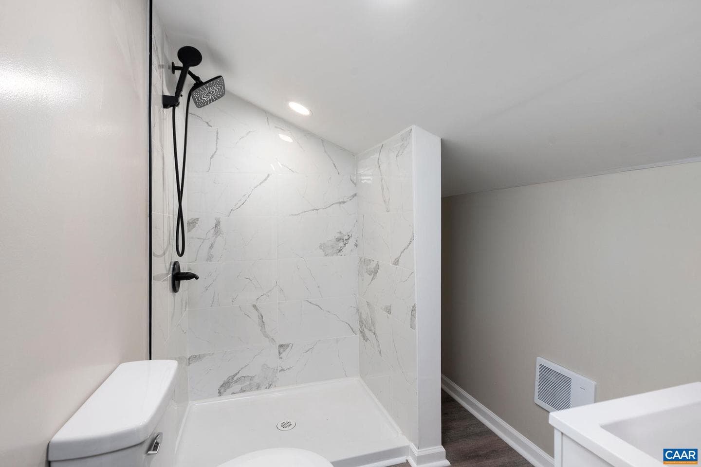 33 Bagby St photo 29