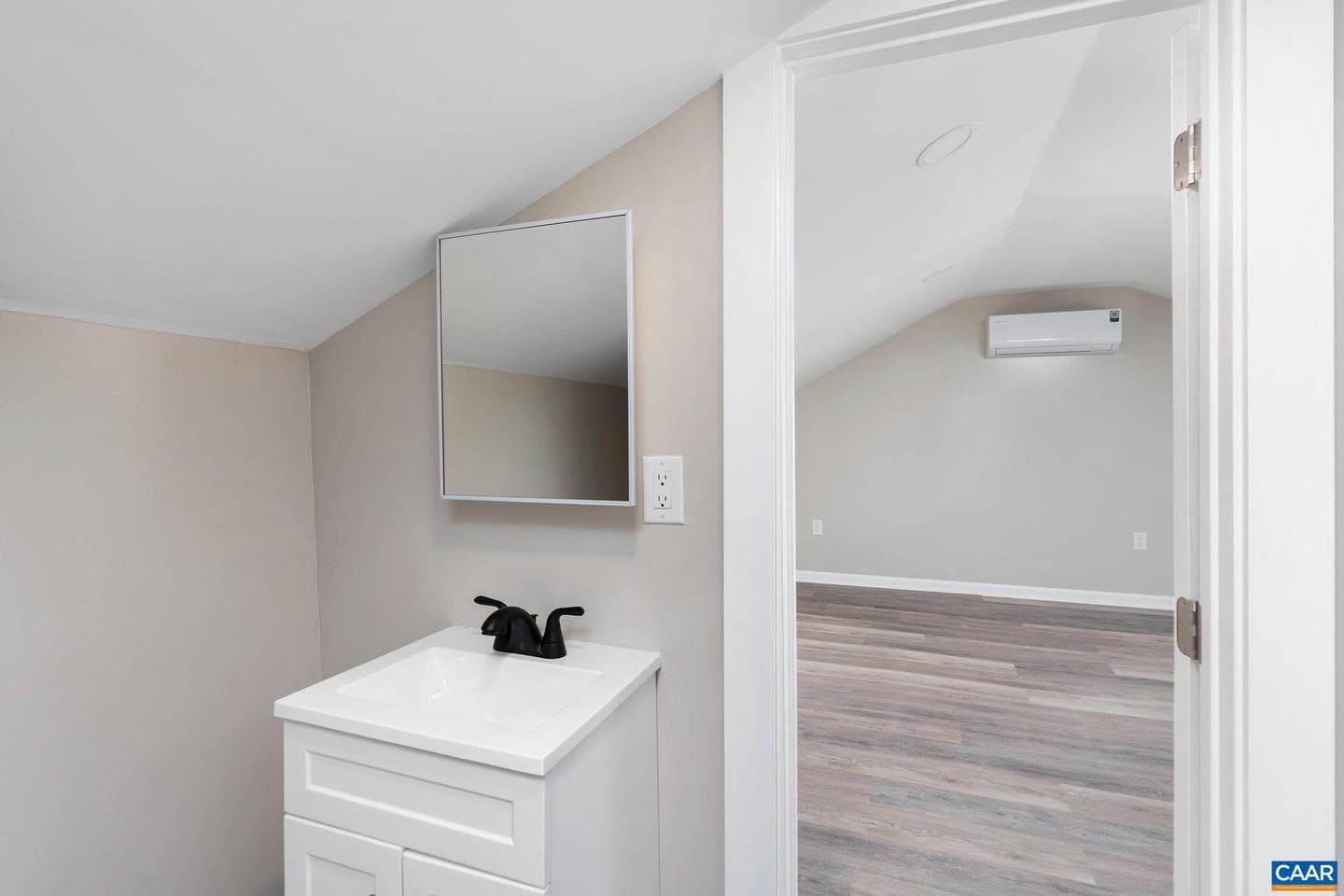 33 Bagby St photo 30