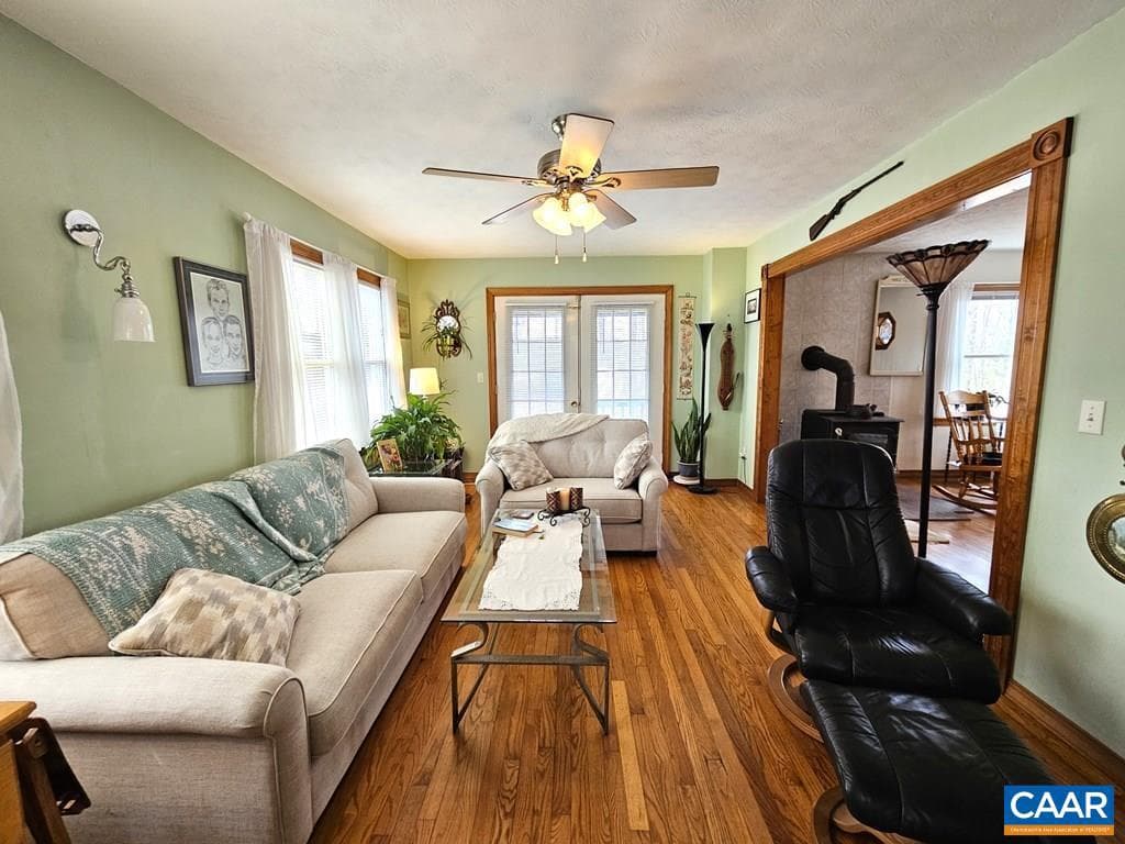 419 Camden St photo 11