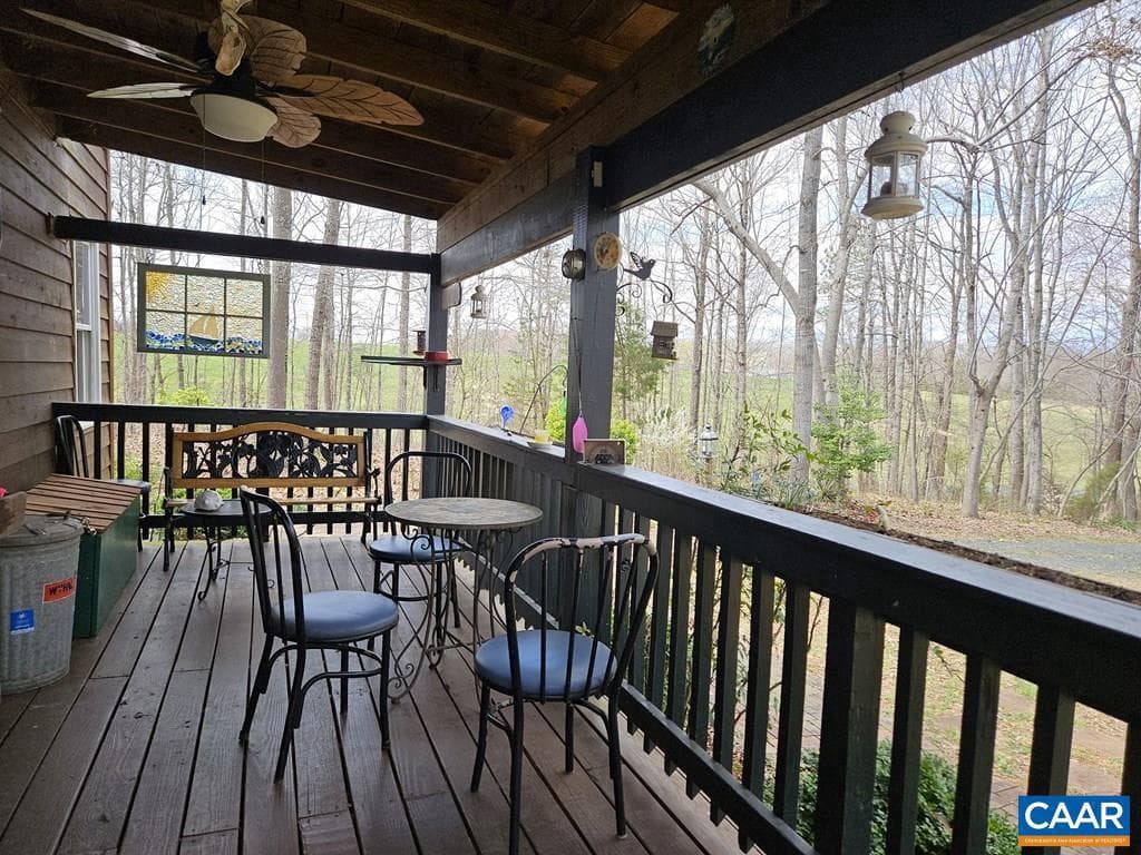 419 Camden St photo 5