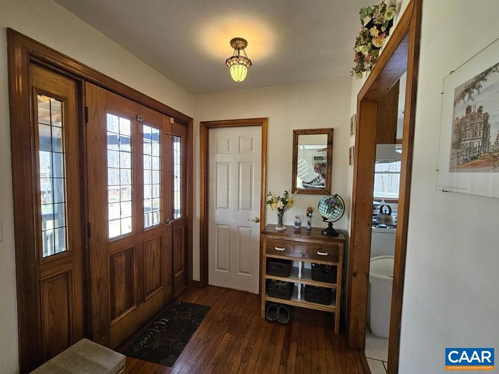 419 Camden St photo 7
