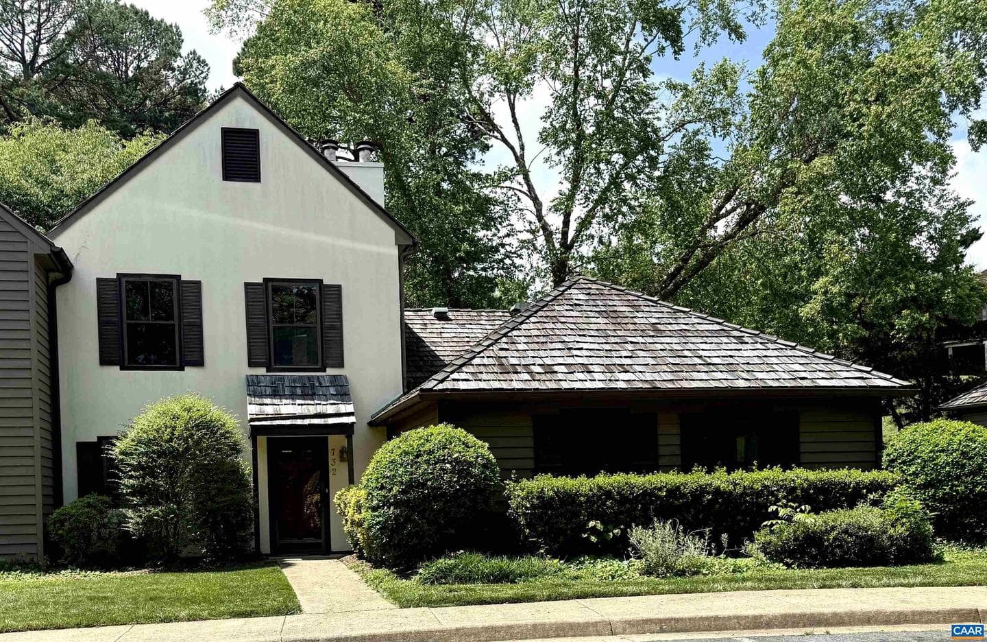 732 Exton Ct