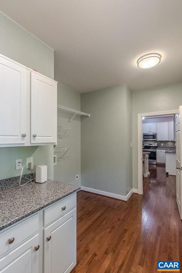 5001 Hunters Meadow Pl photo 36