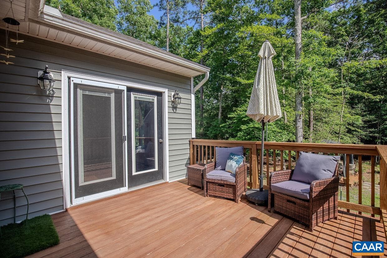 5001 Hunters Meadow Pl photo 38