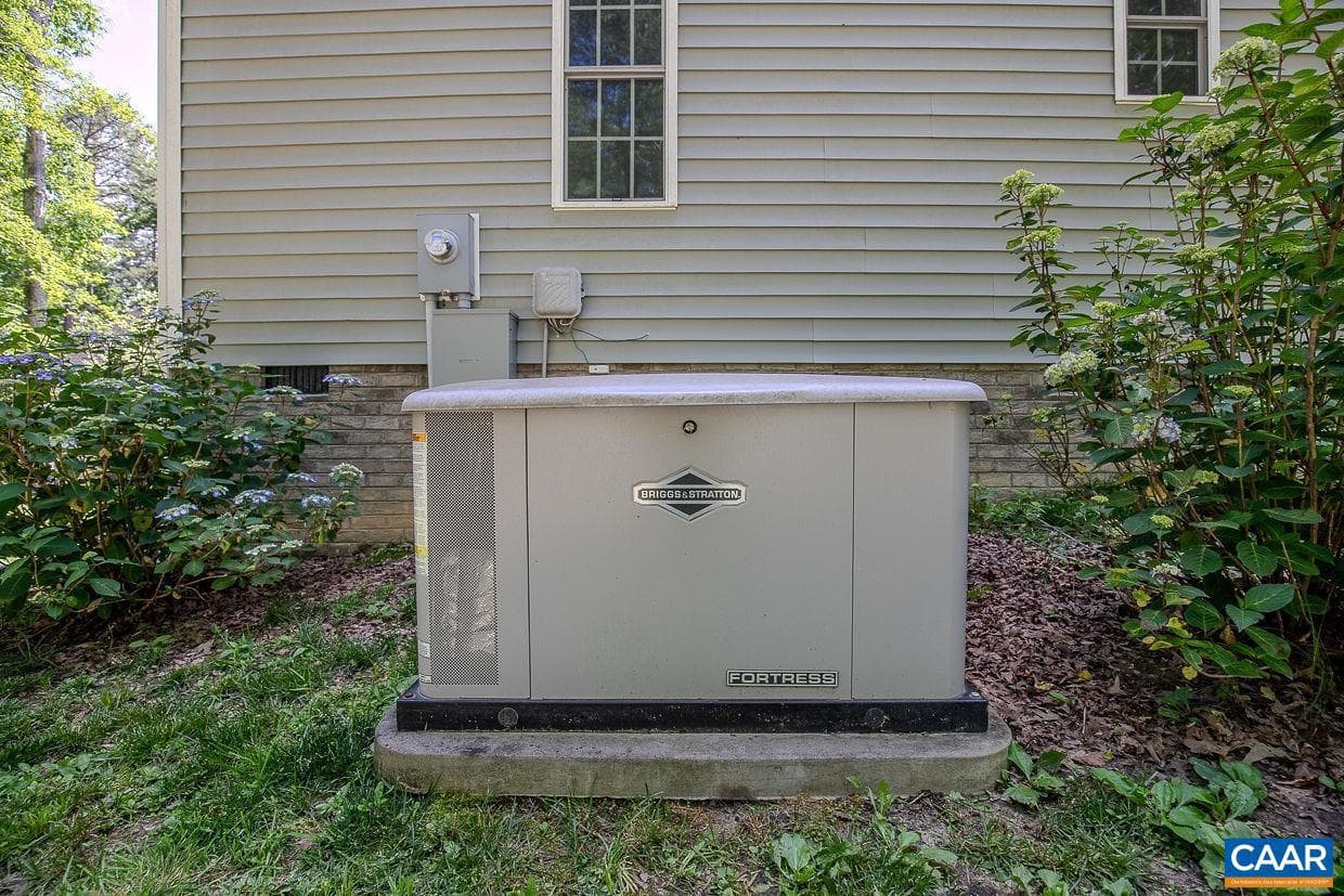 5001 Hunters Meadow Pl photo 70