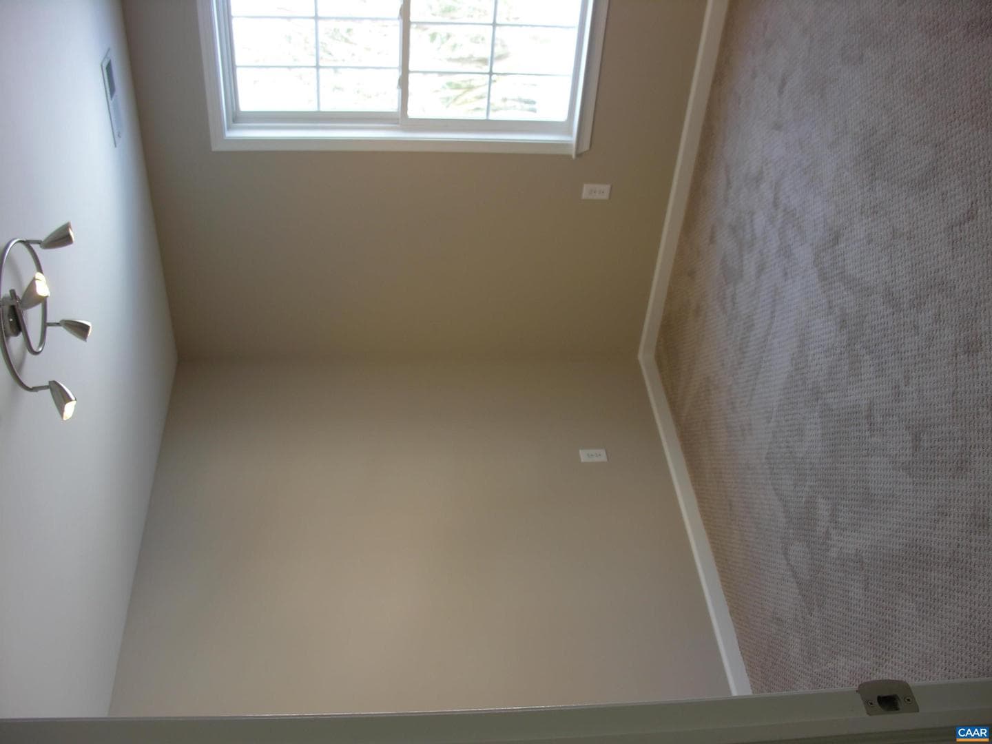101 Sterling Dr photo 10