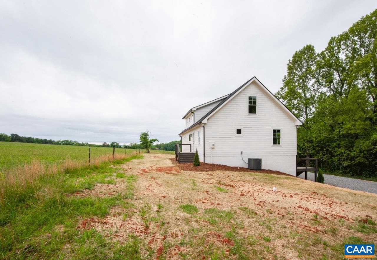 205 League Ln photo 37