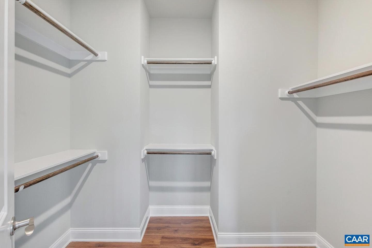 2030 Larkin Ln photo 14