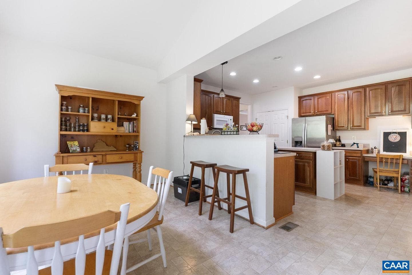 172 Carter Ln photo 11
