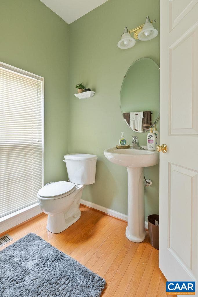 172 Carter Ln photo 16