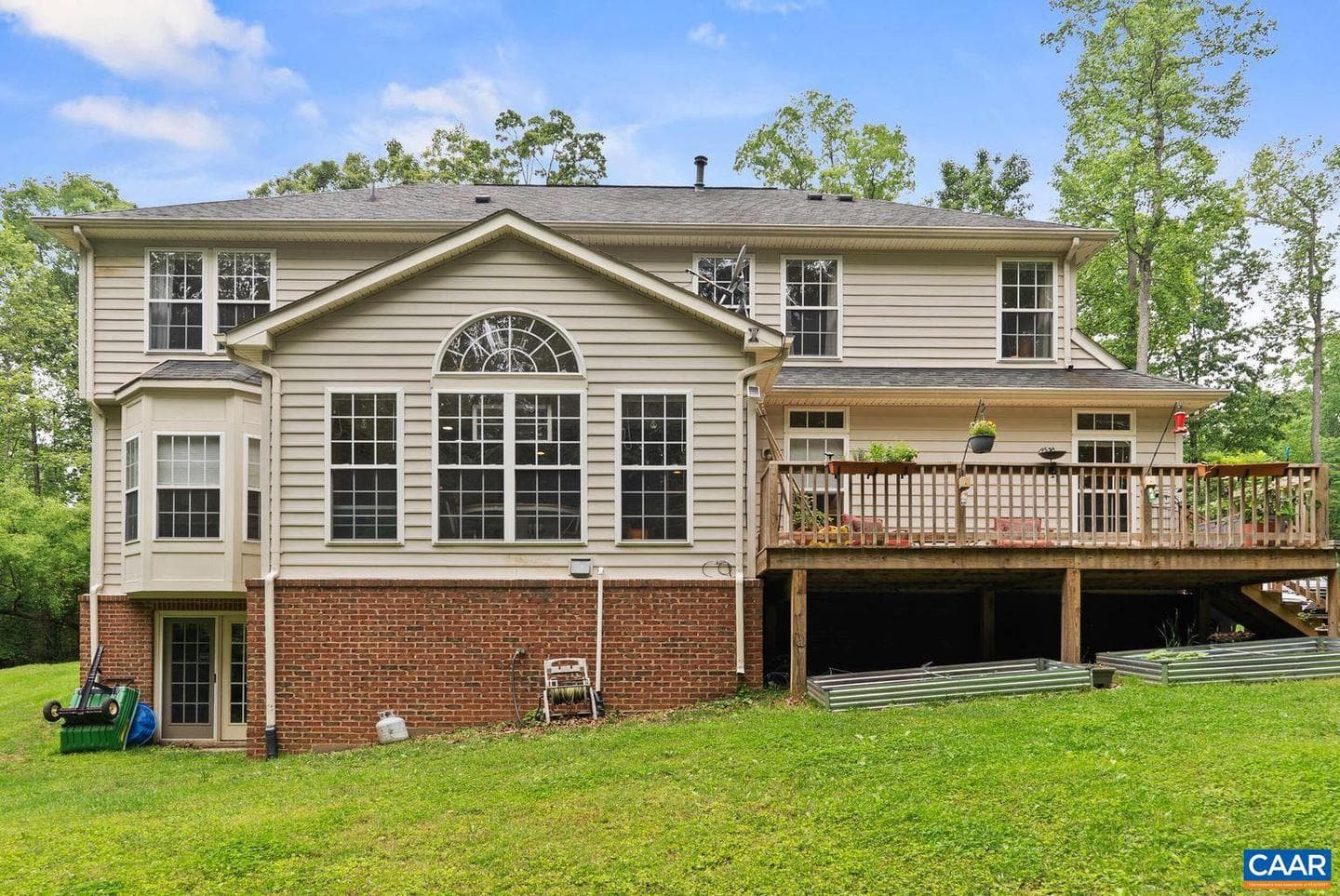172 Carter Ln photo 32