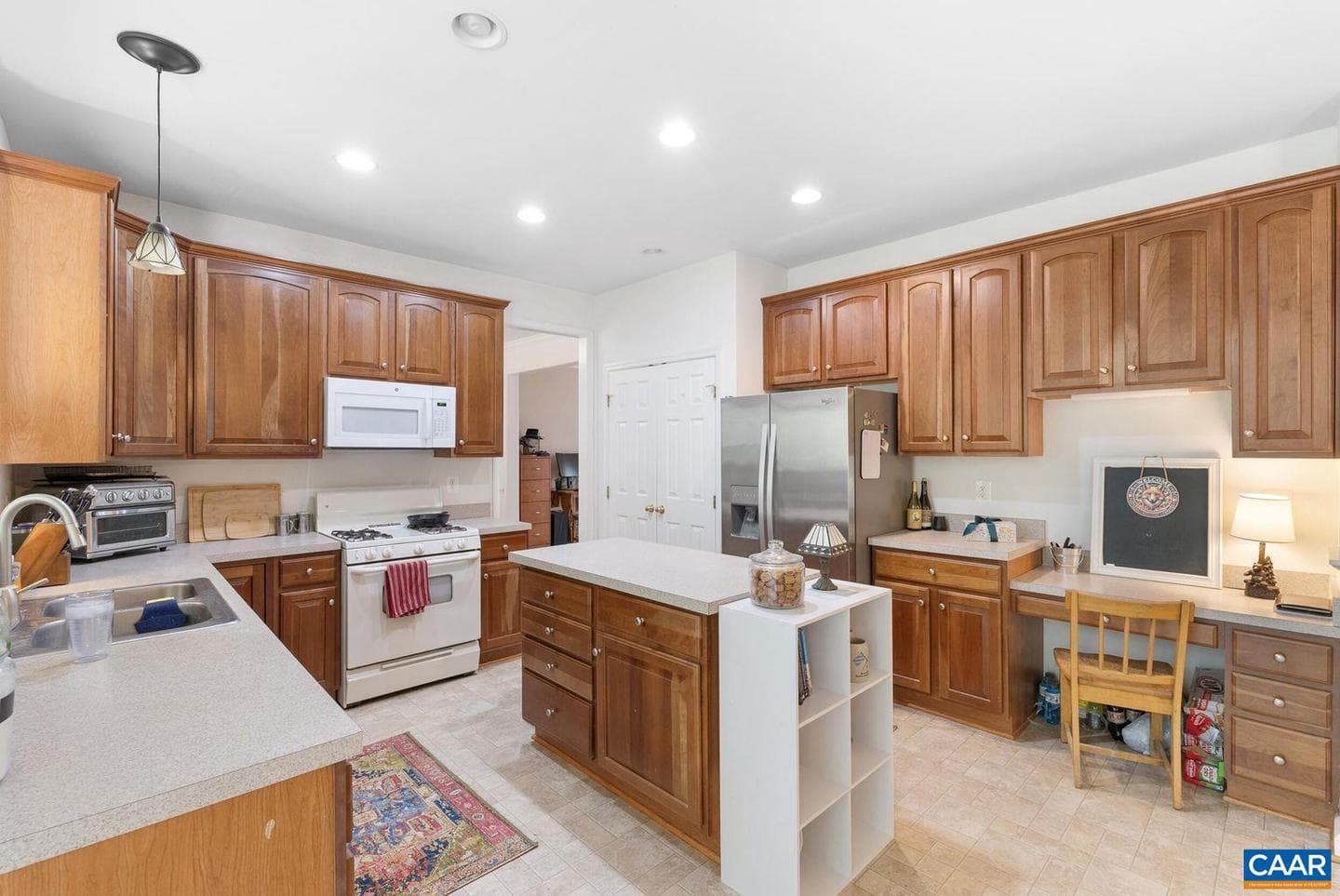172 Carter Ln photo 7