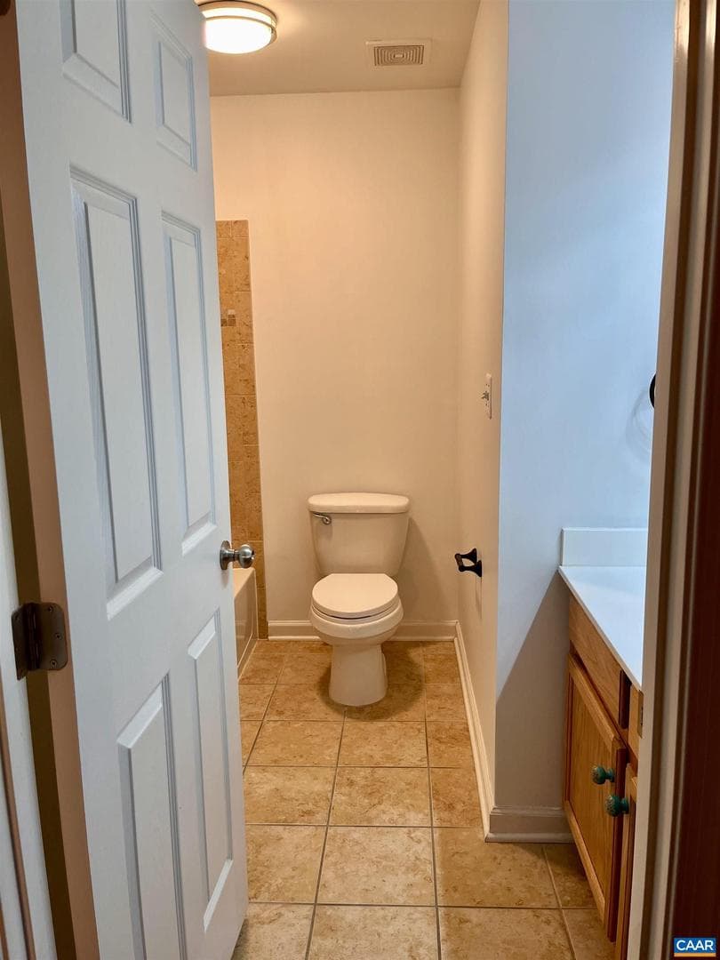 2733 Aldersgate Way photo 35