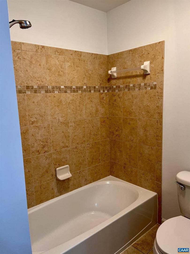2733 Aldersgate Way photo 36