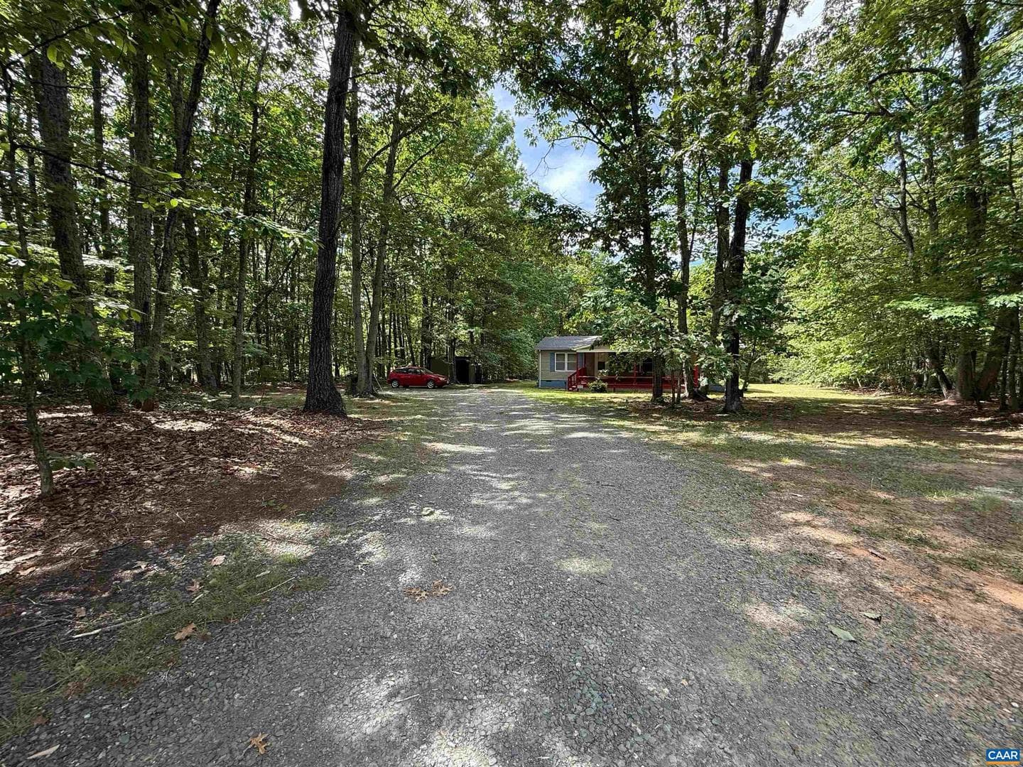 579 Glenmore Rd photo 6