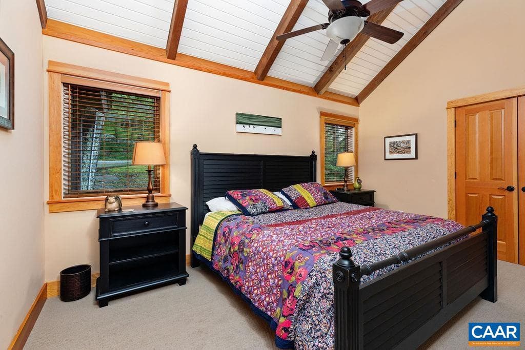 201 Pinnacle Dr photo 20