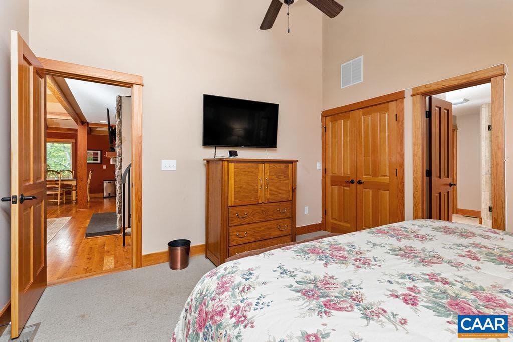 201 Pinnacle Dr photo 24