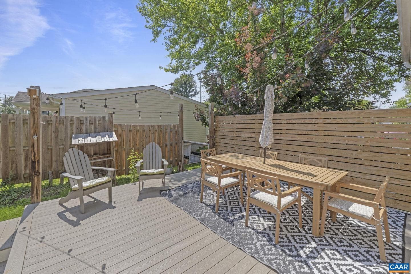 1012 Locust Ln photo 6