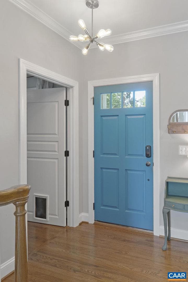 1012 Locust Ln photo 9
