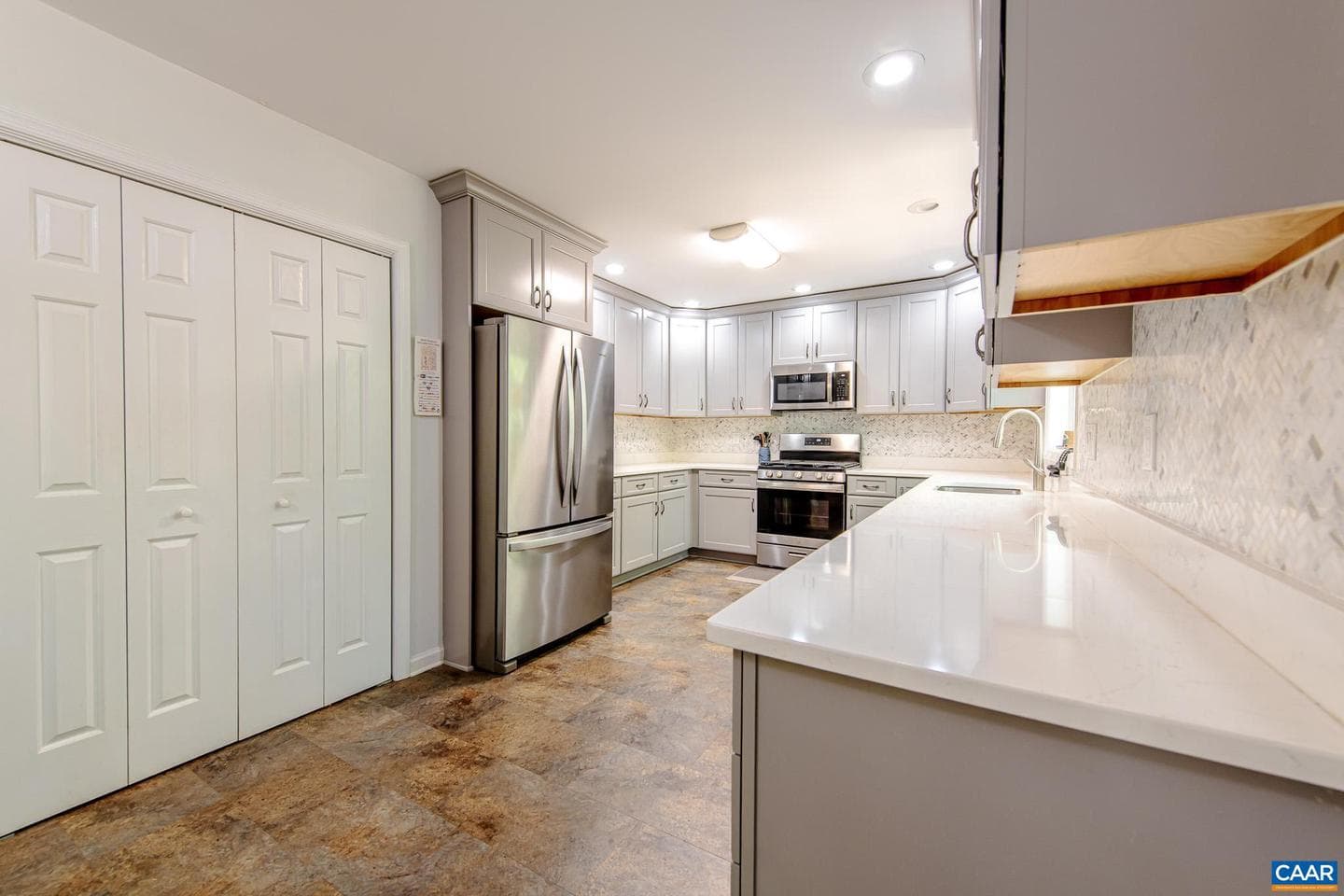 61 Wildwood Dr photo 21