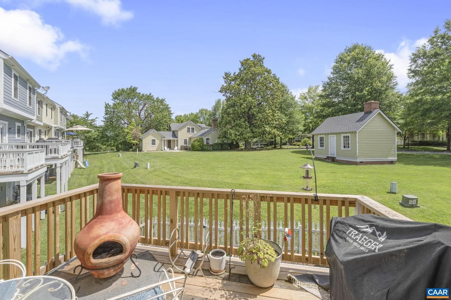 1692 Wickham Way photo 25