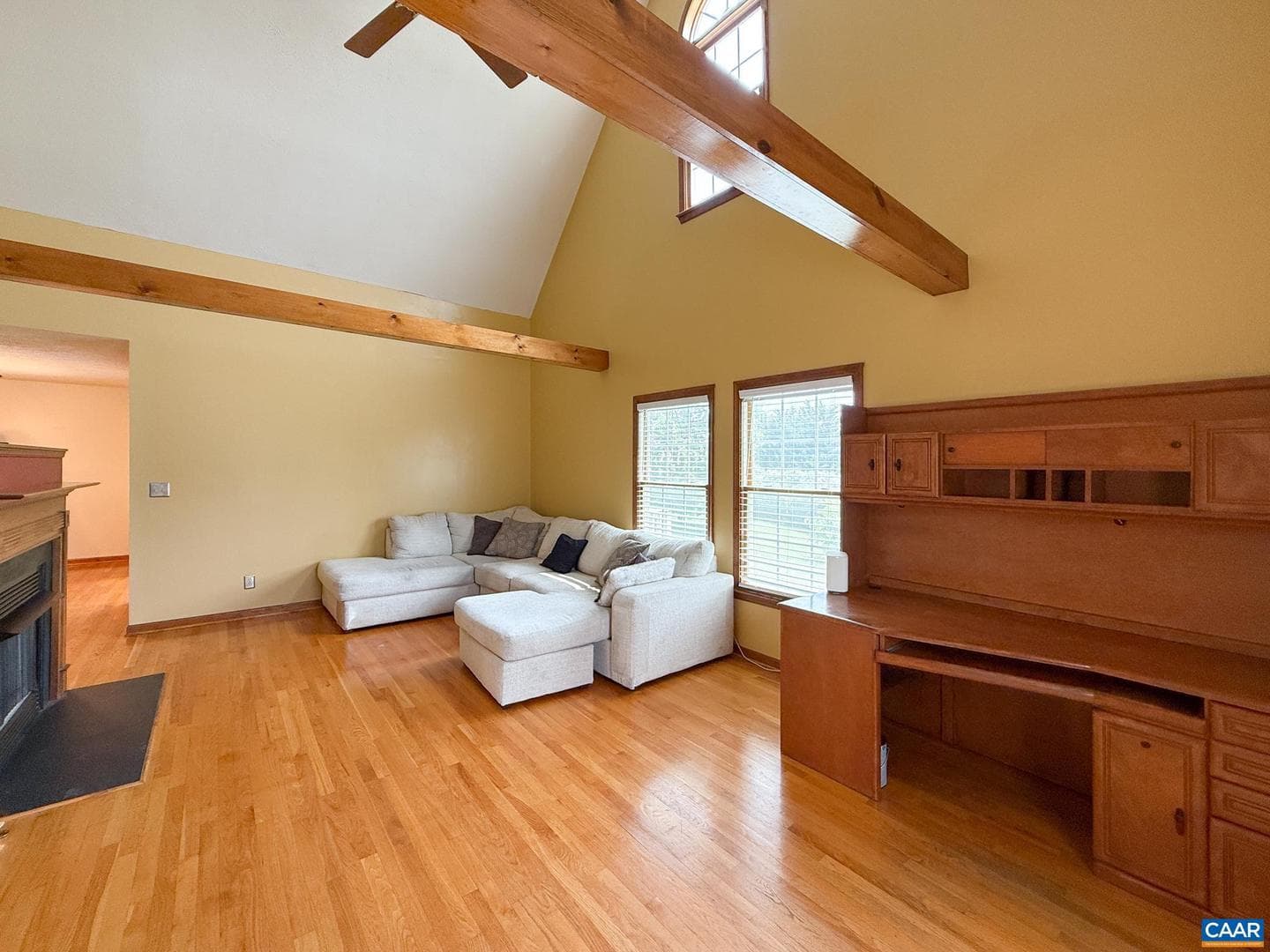 13 Logan Ln photo 11
