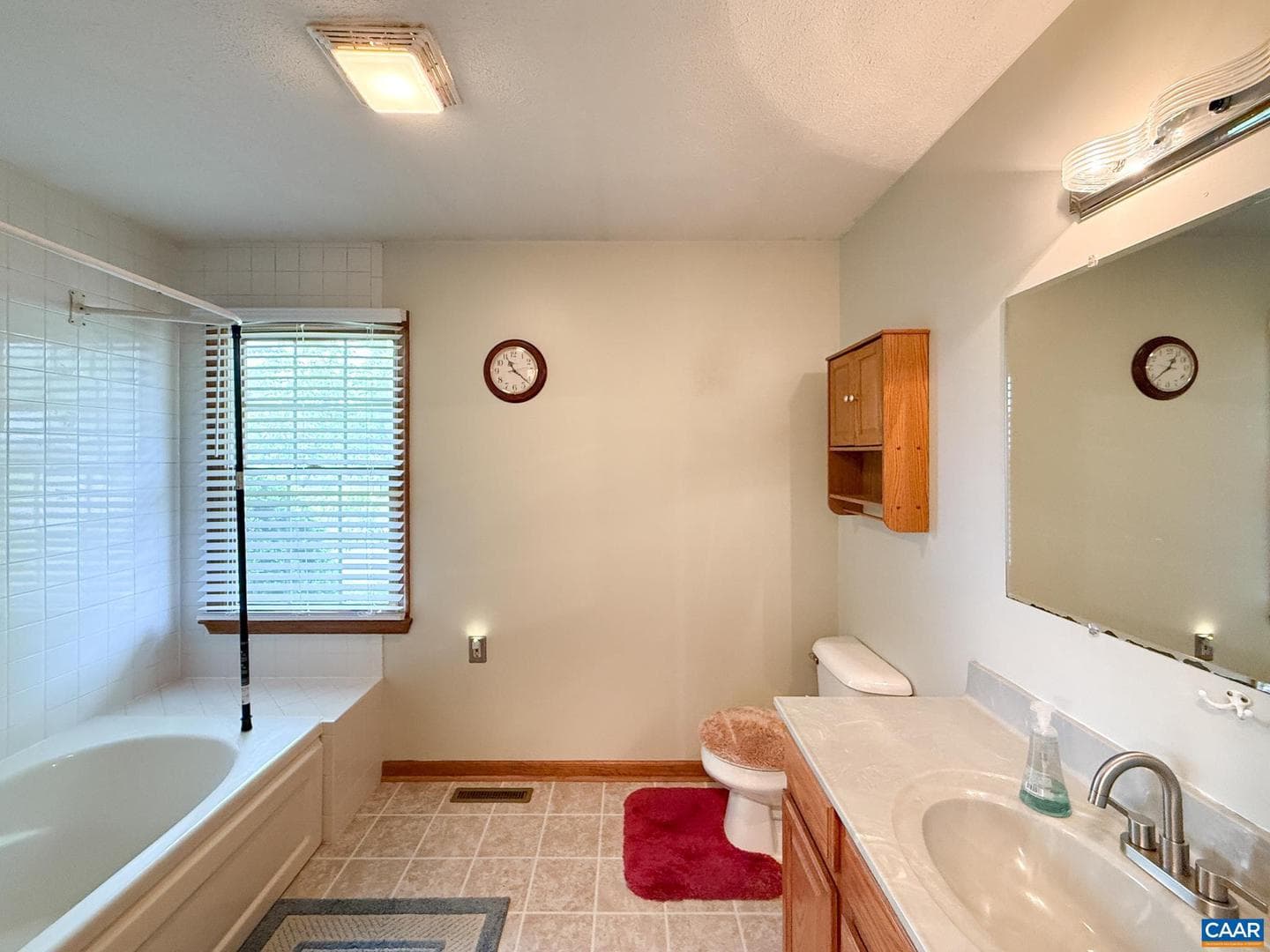 13 Logan Ln photo 22